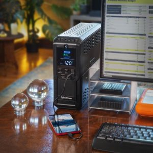 CyberPower Intelligent LCD CP1500AVRLCD3 1500VA Mini-tower UPS
